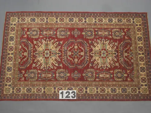 123