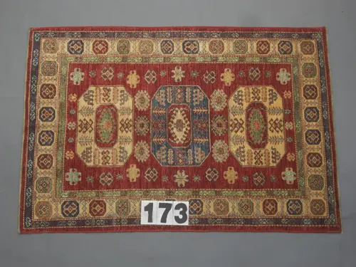 173