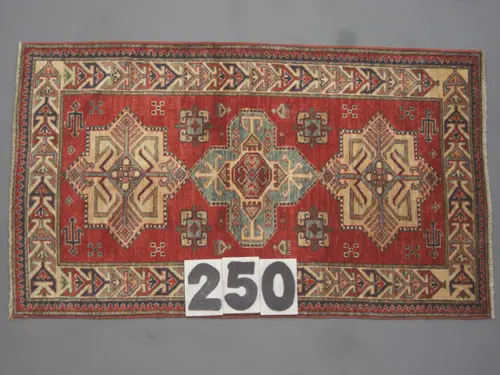 250